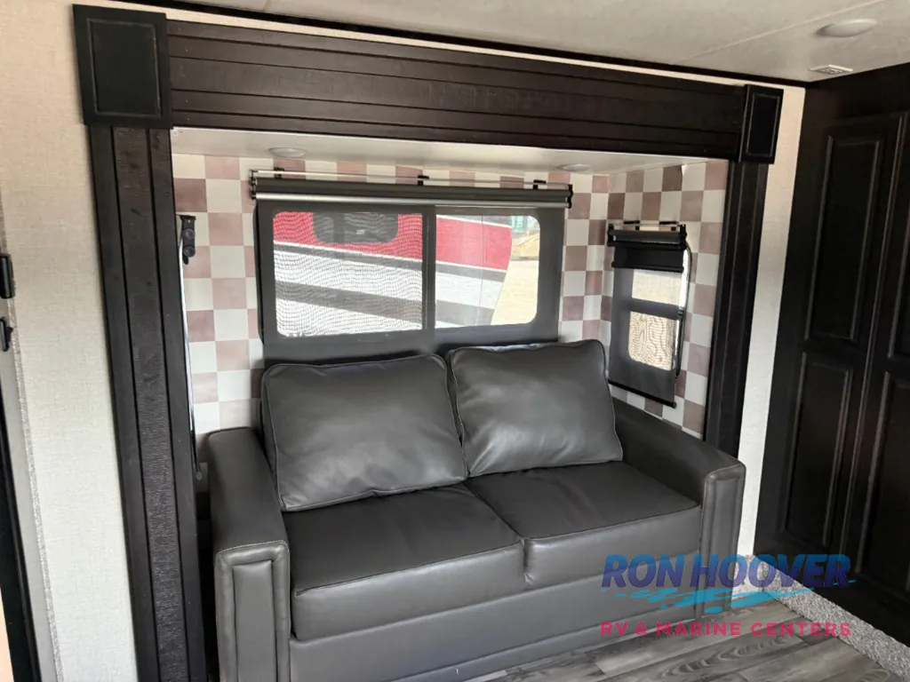 2022 Highland Ridge Silverstar 376FBH, Photos photo 26