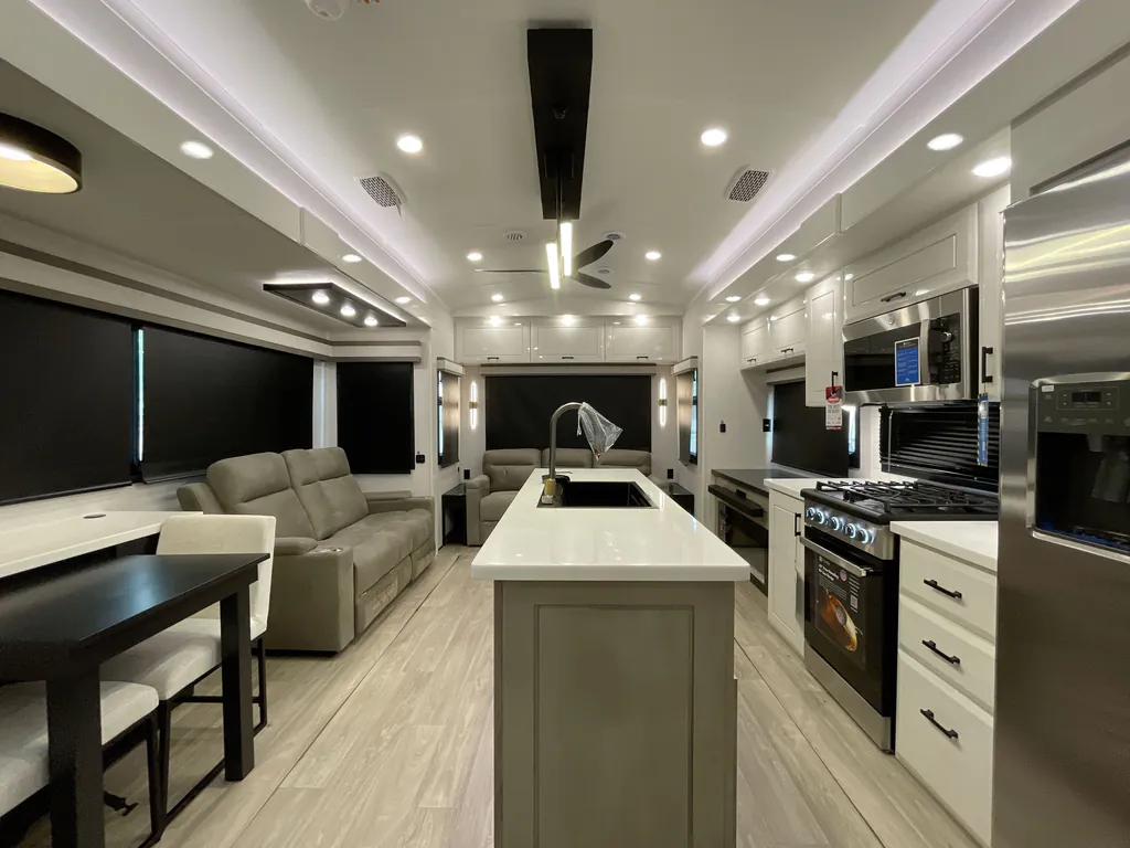 2027 Jayco Pinnacle 36FBTS, Photos photo 2
