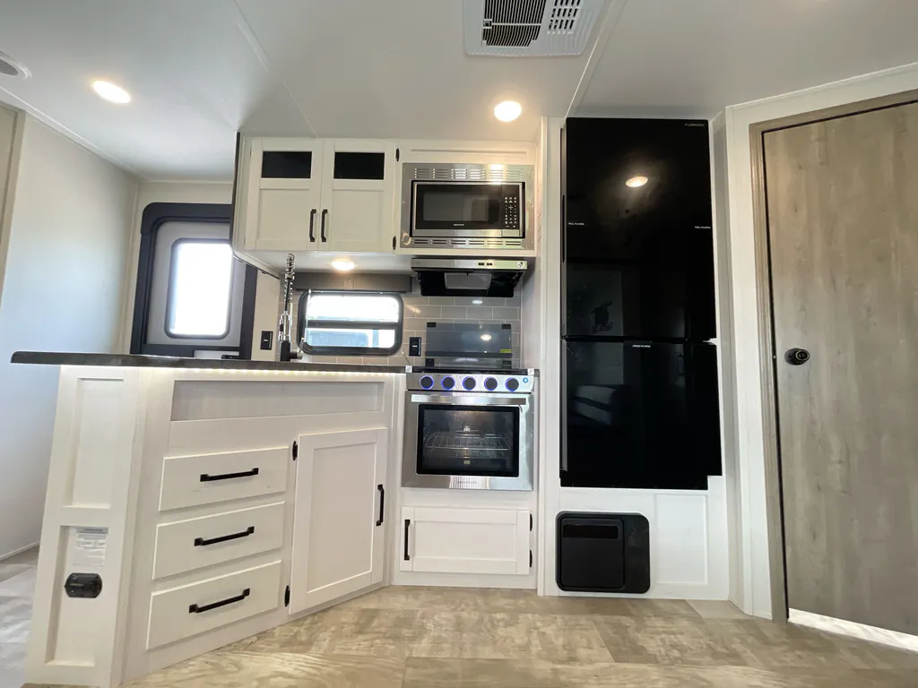 2024 Forest River Puma 32BHQS, Photos photo 12