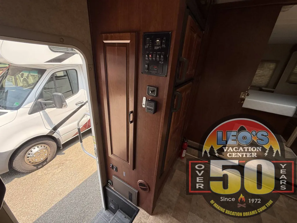 2013 Forest River Sunseeker 3050S, Photos photo 16