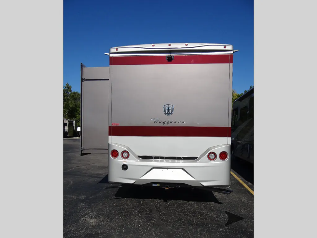 2019 Tiffin Wayfarer 24 FW, Photos photo 4
