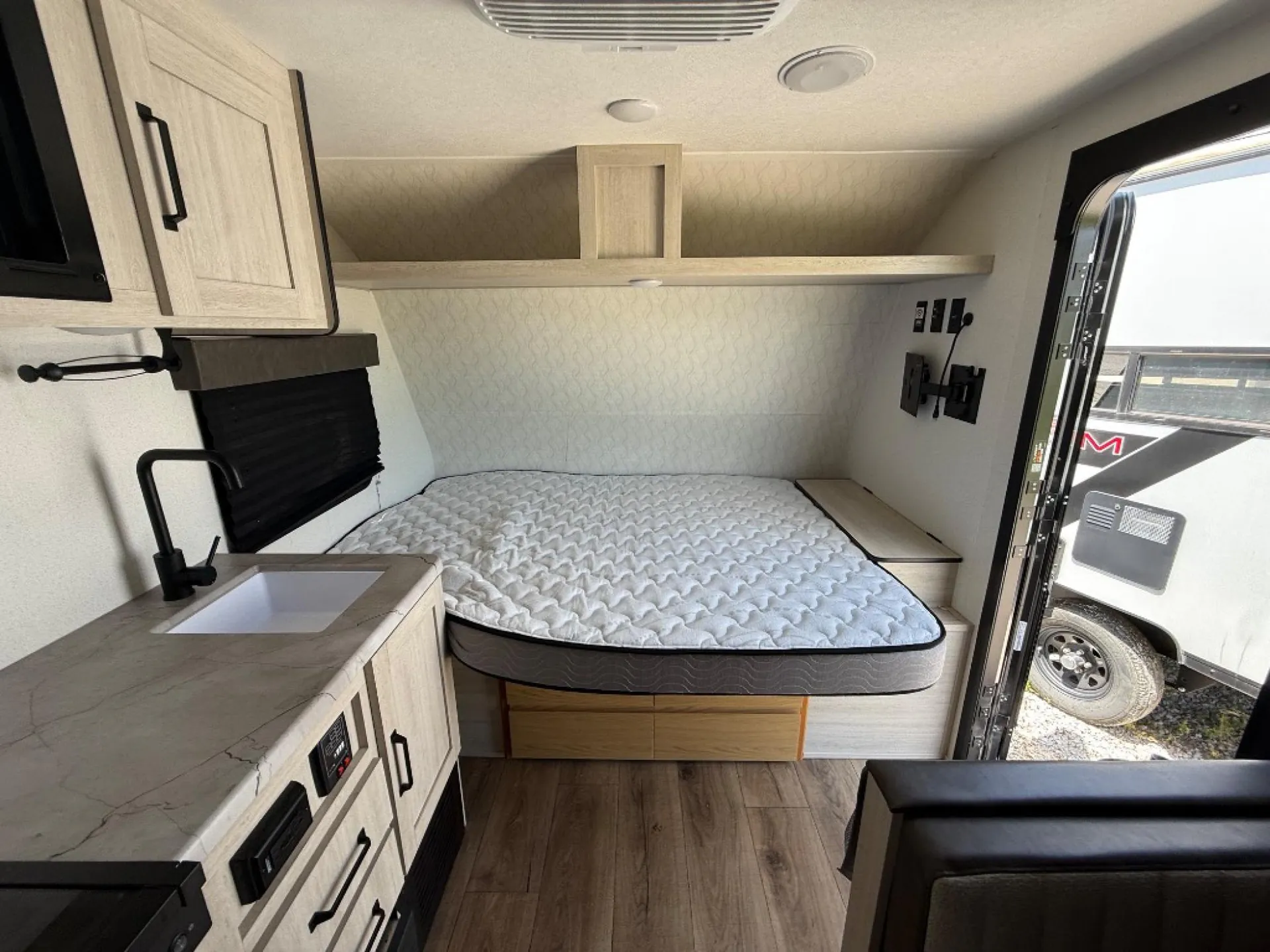 2025 Palomino Puma Camping Edition 123RDCE - Photo 3