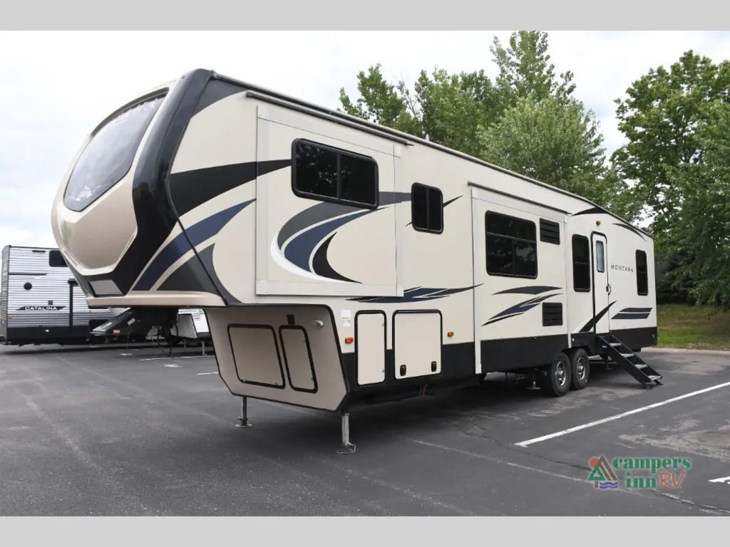 2019 Keystone Montana High Country 377FL, Photos photo 11