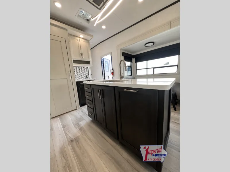 2026 Keystone Arcadia 3260RL - Photo 4
