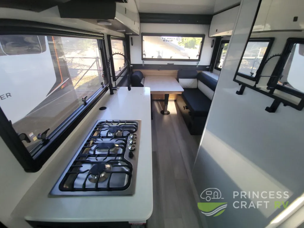 2027 Palomino Pause Reboot Edition 174, Photos photo 12