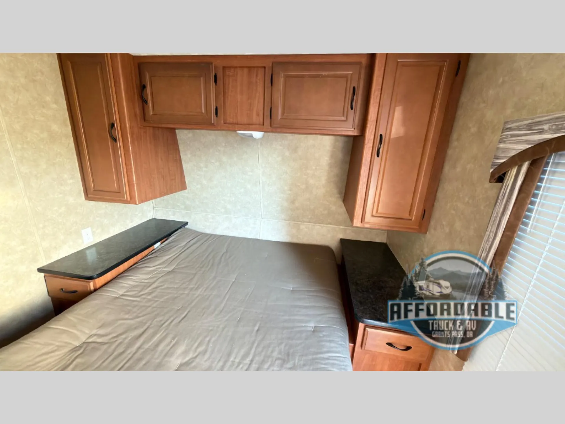 2010 Forest River Salem 25RKS — Photo 5