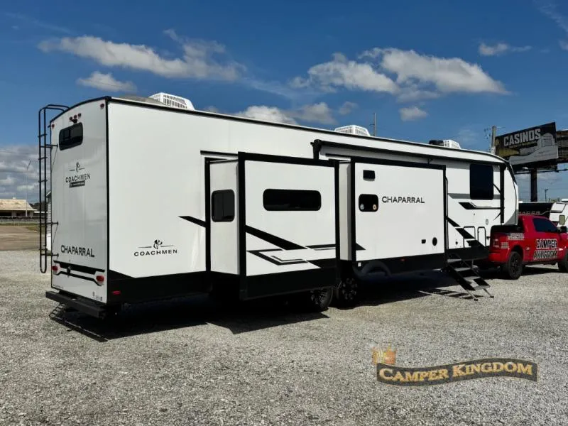 2025 Coachmen Chaparral 375BAF - Photo 4