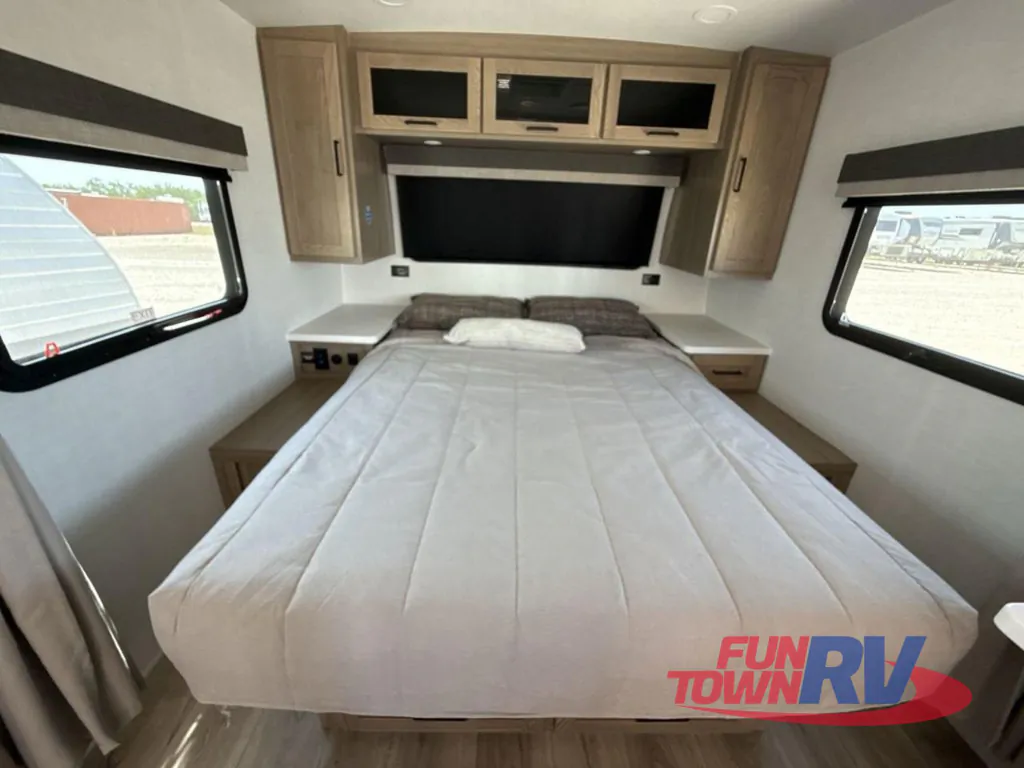 2027 Forest River Rockwood Mini Lite 2205S, Photos photo 13