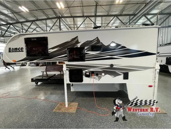 2026 Lance Lance Truck Campers New    865 - Photo 4
