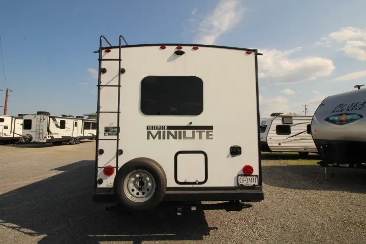 2023 Forest River Rockwood Mini Lite 2506S - Photo 4