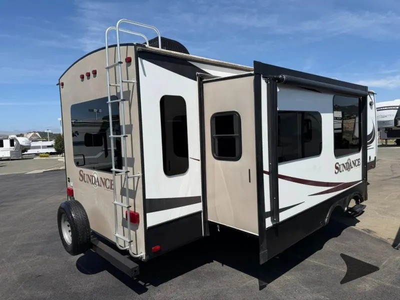 2016 Heartland Sundance 288RLS - Photo 4