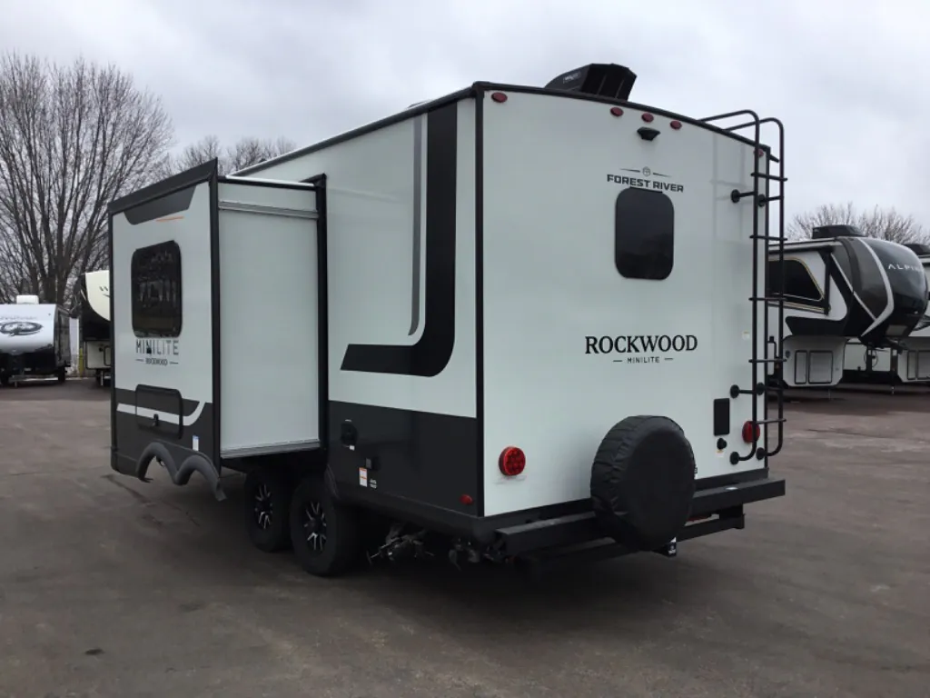 2026 Forest River Rockwood Mini Lite 2108RB - Photo 4