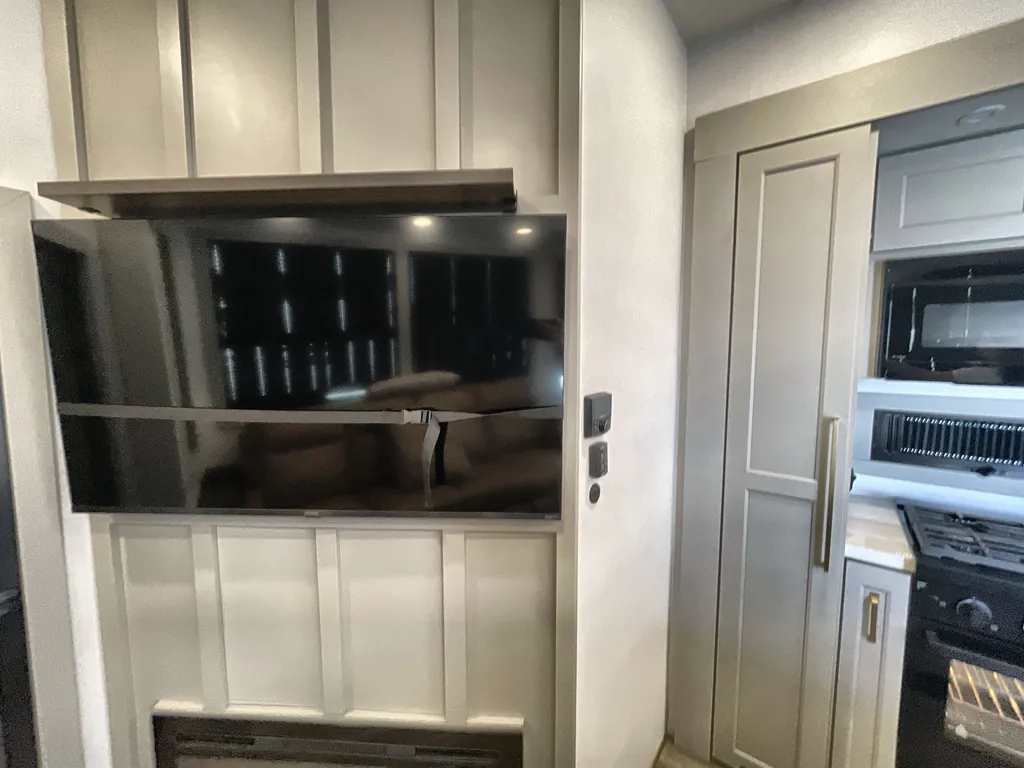2024 Brinkley Model G 4000, Photos photo 12