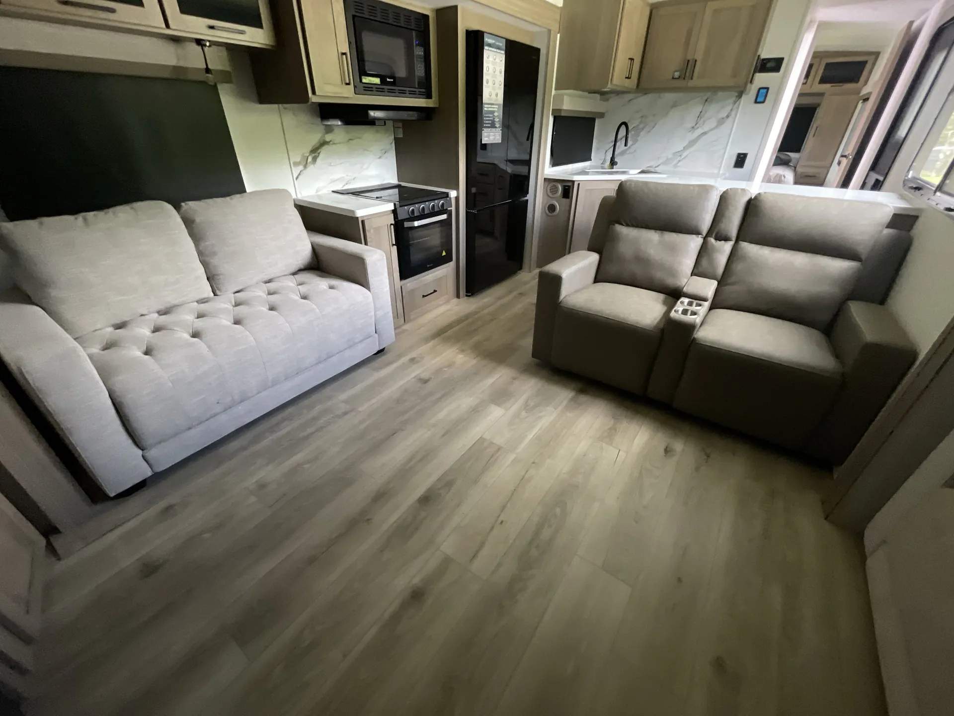 2027 Forest River Flagstaff Super Lite 29FBRL — living area main