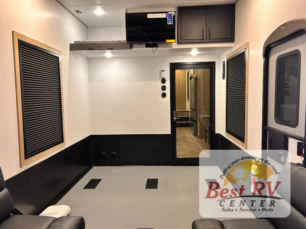 2026 Keystone Raptor 441, Photos photo 109