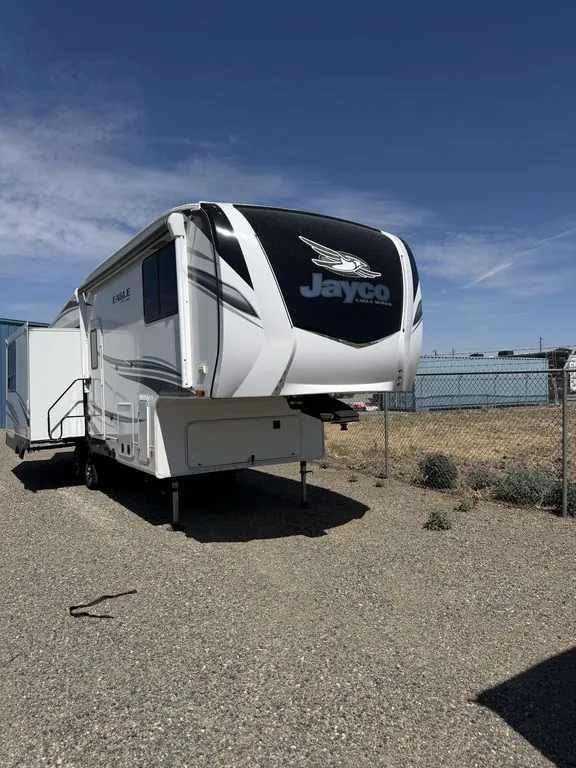 2021 Jayco Eagle HT 27RL - Photo 2