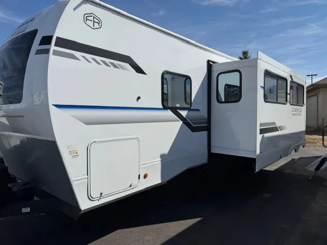 2026 Forest River Cherokee Alpha Wolf 29TB, Photos photo 8