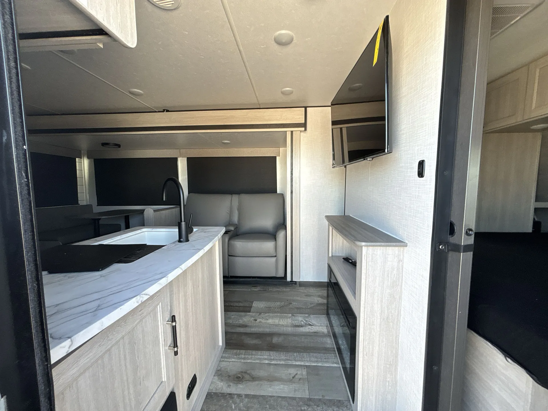 2026 CrossRoads Sunset Trail Sport 28QBS — living area main