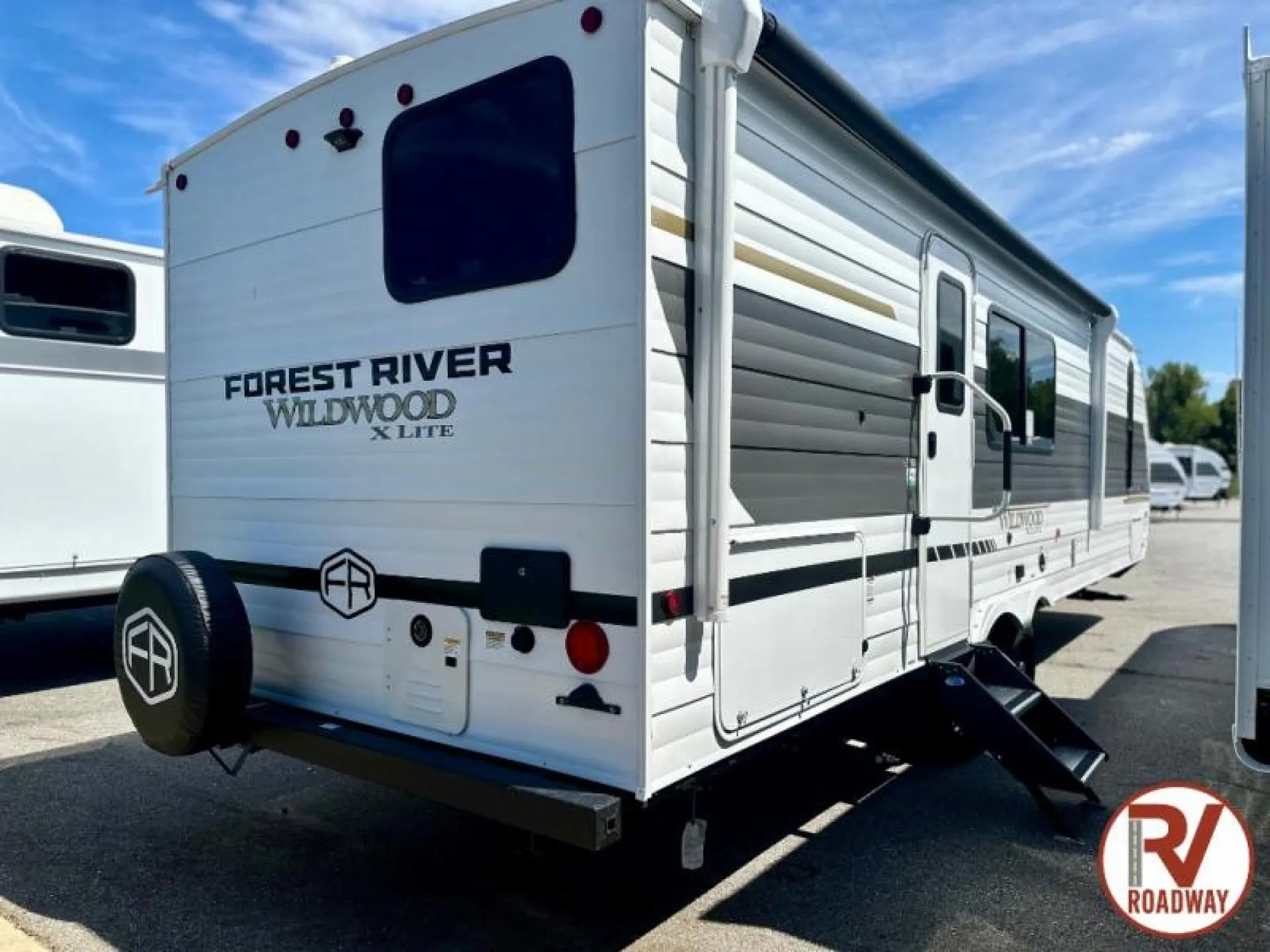 2025 Forest River Wildwood X-Lite 26ICE - Photo 4