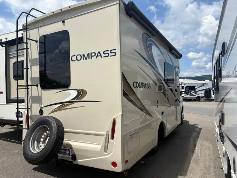 2019 Thor Motor Coach Compass 24TF - Photo 2