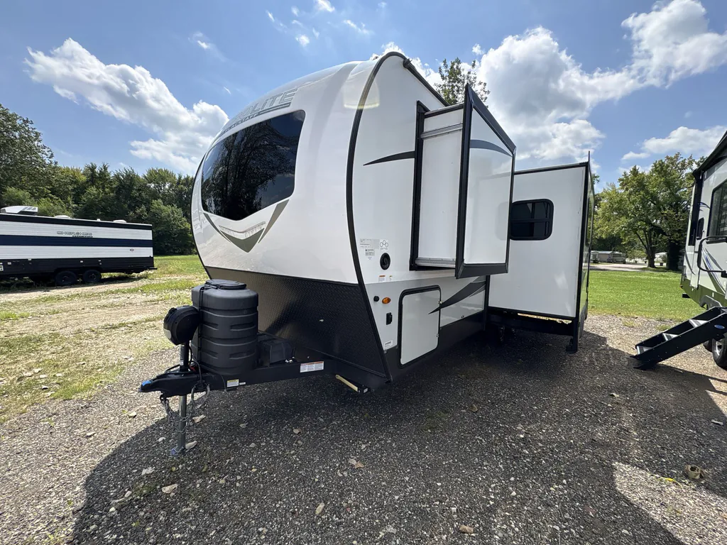 2023 Forest River Flagstaff Micro Lite 25BRDS, Photos photo 8