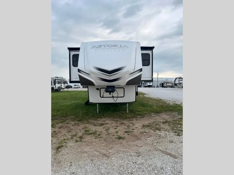 2023 Dutchmen Astoria Platinum 3803FLP - Photo 3