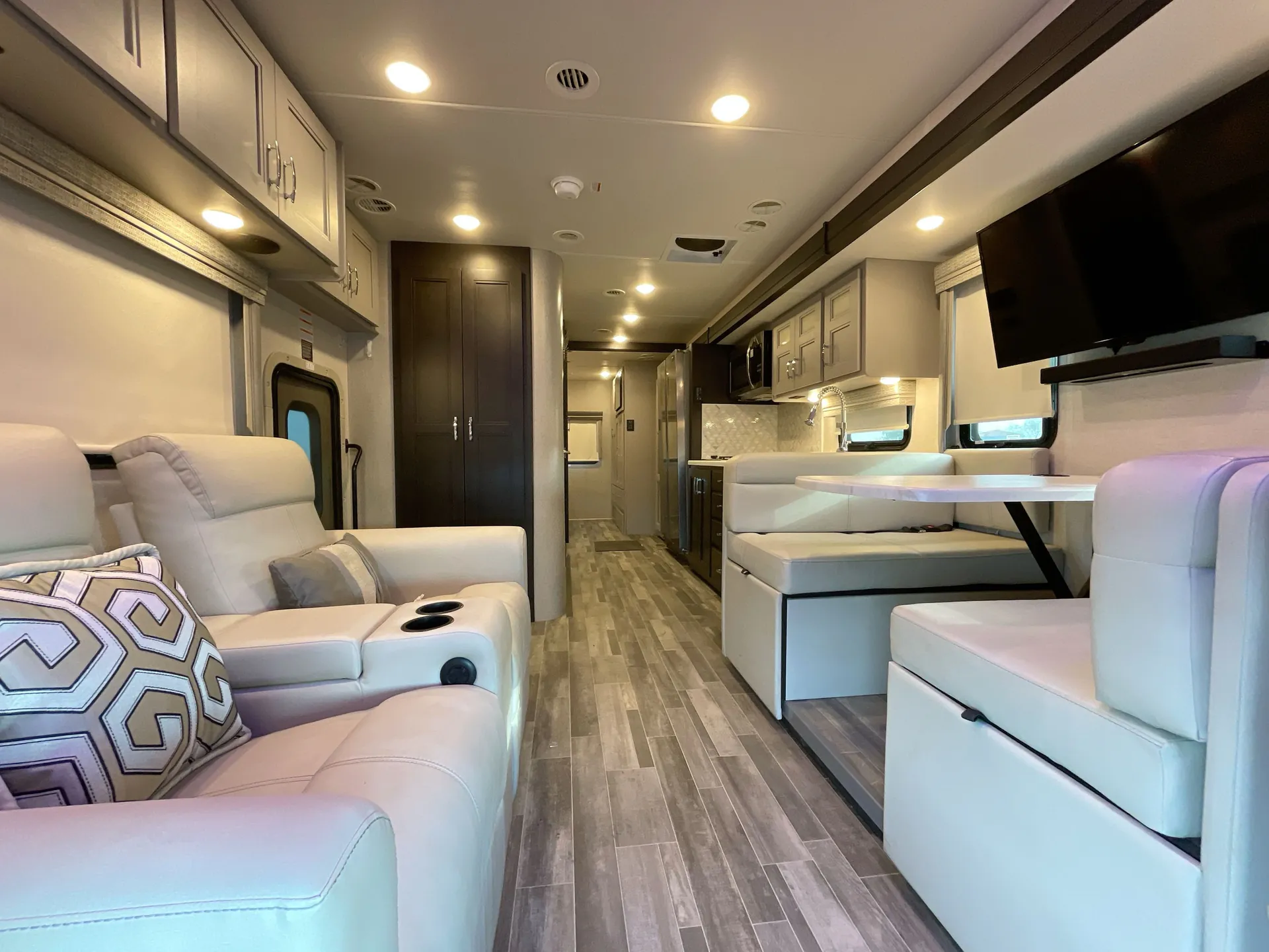 2025 Thor Motor Coach Inception 34XG — living area main