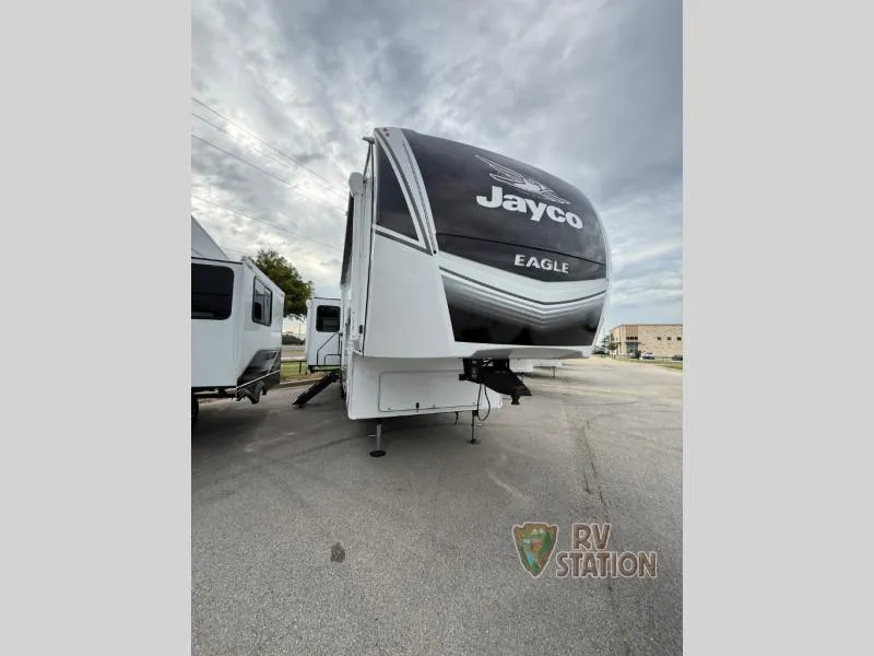 2026 Jayco Eagle 321RSTS - Photo 4