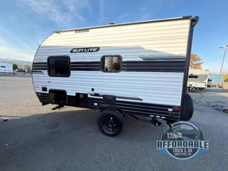 2026 Sunset Park RV Sun Lite 16BH - Photo 3