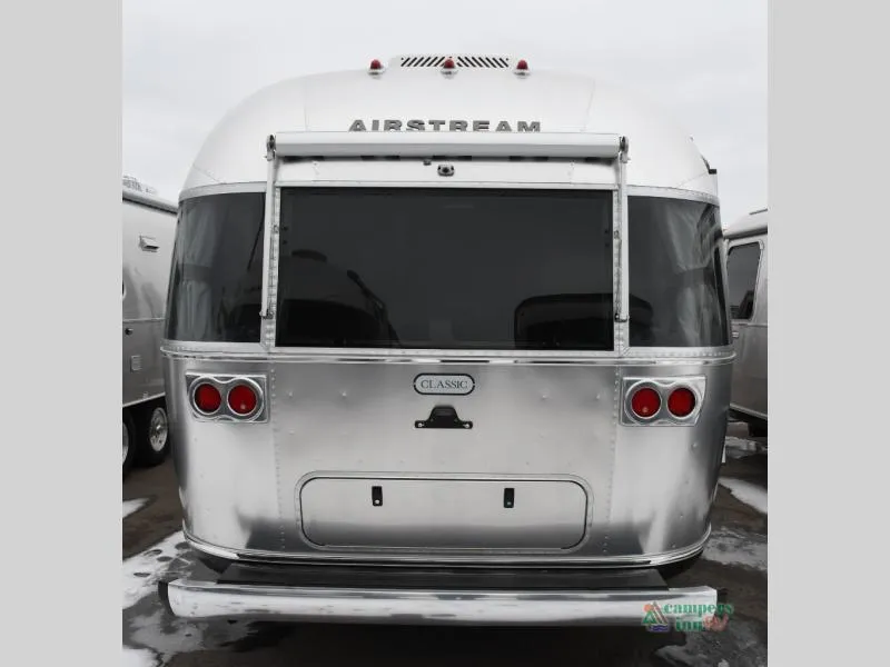 2026 Airstream Classic 28RB - Photo 4