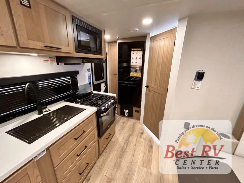 2027 Forest River Rockwood Mini Lite 2109S, Photos photo 32