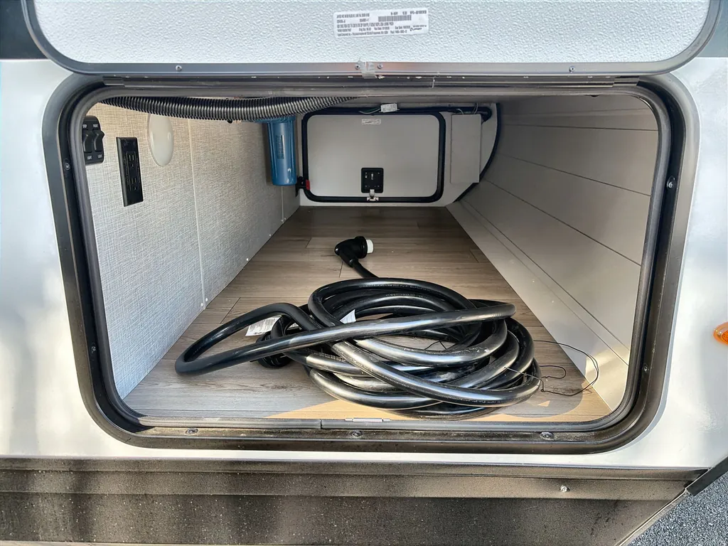 2027 Jayco Jay Feather 29BHB, Photos photo 19