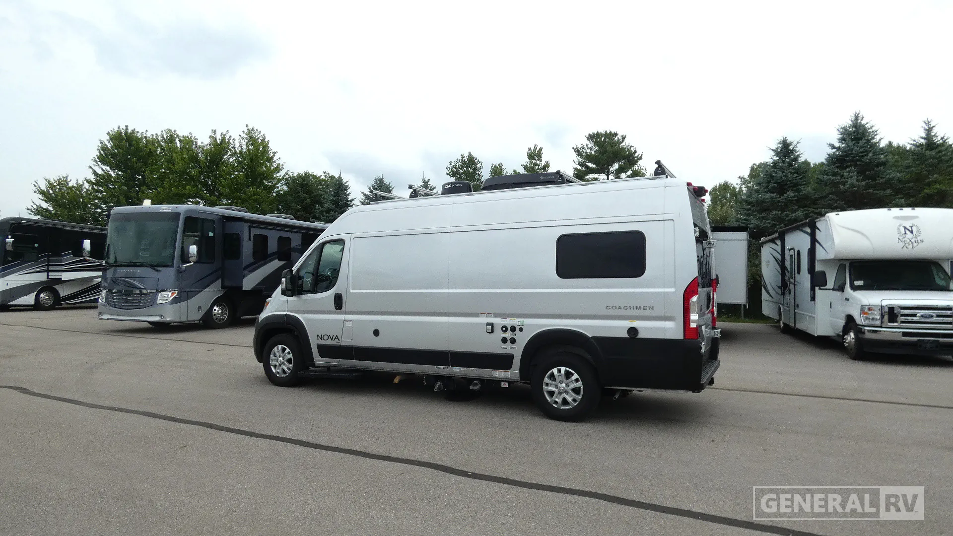 2025 Coachmen Nova 20D - Photo 4