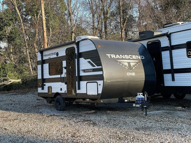 2026 Grand Design Transcend One 151RB - Photo 2