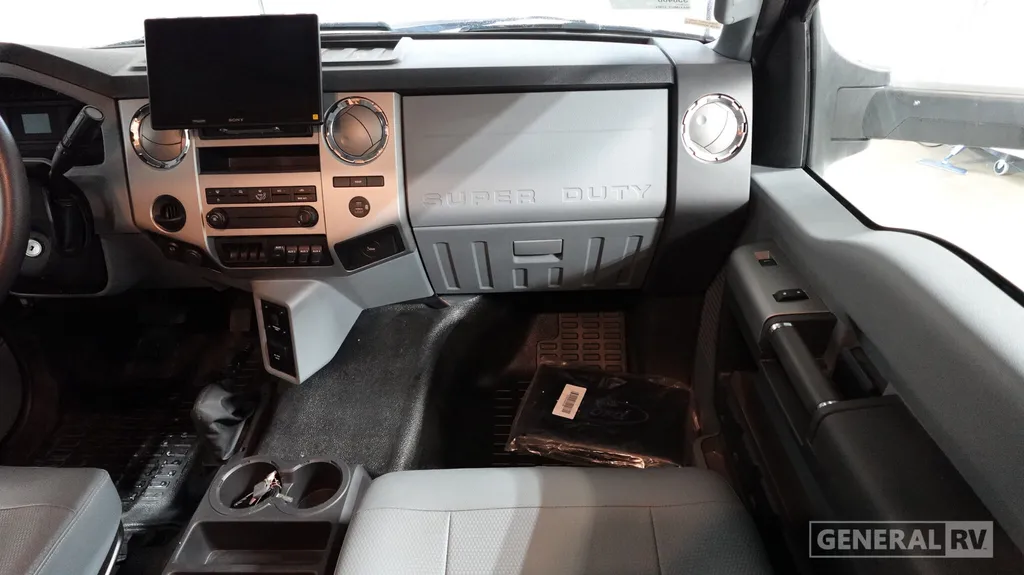 2027 NeXus RV Maximus 32MX, Photos photo 10