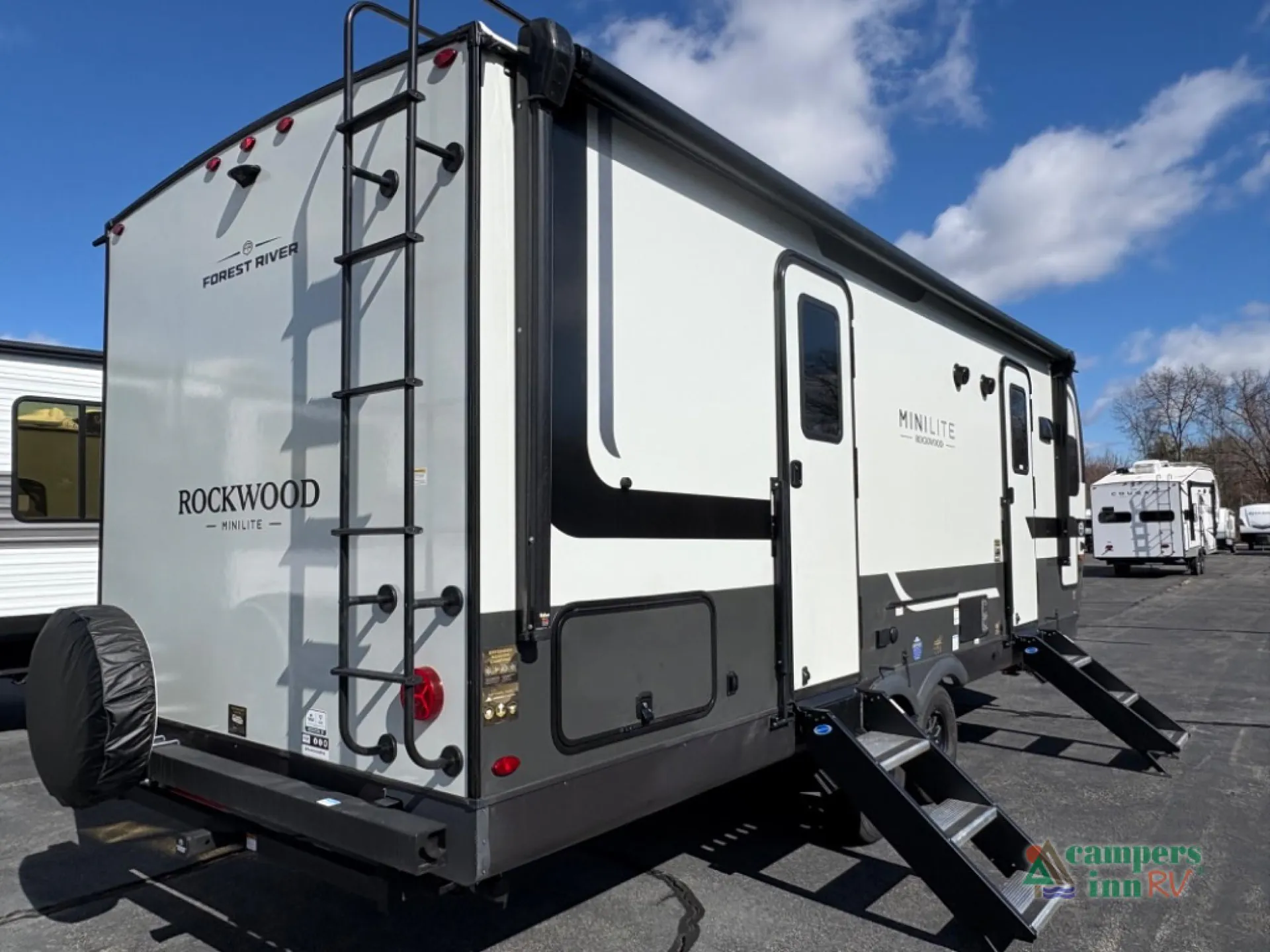 2026 Forest River Rockwood Mini Lite 2506FK — Photo 7