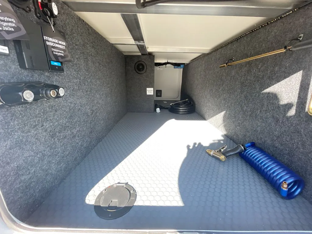 2026 Brinkley Model I 235, Photos photo 2
