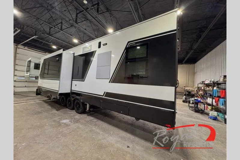 2026 Brinkley Model G 3970 - Photo 4