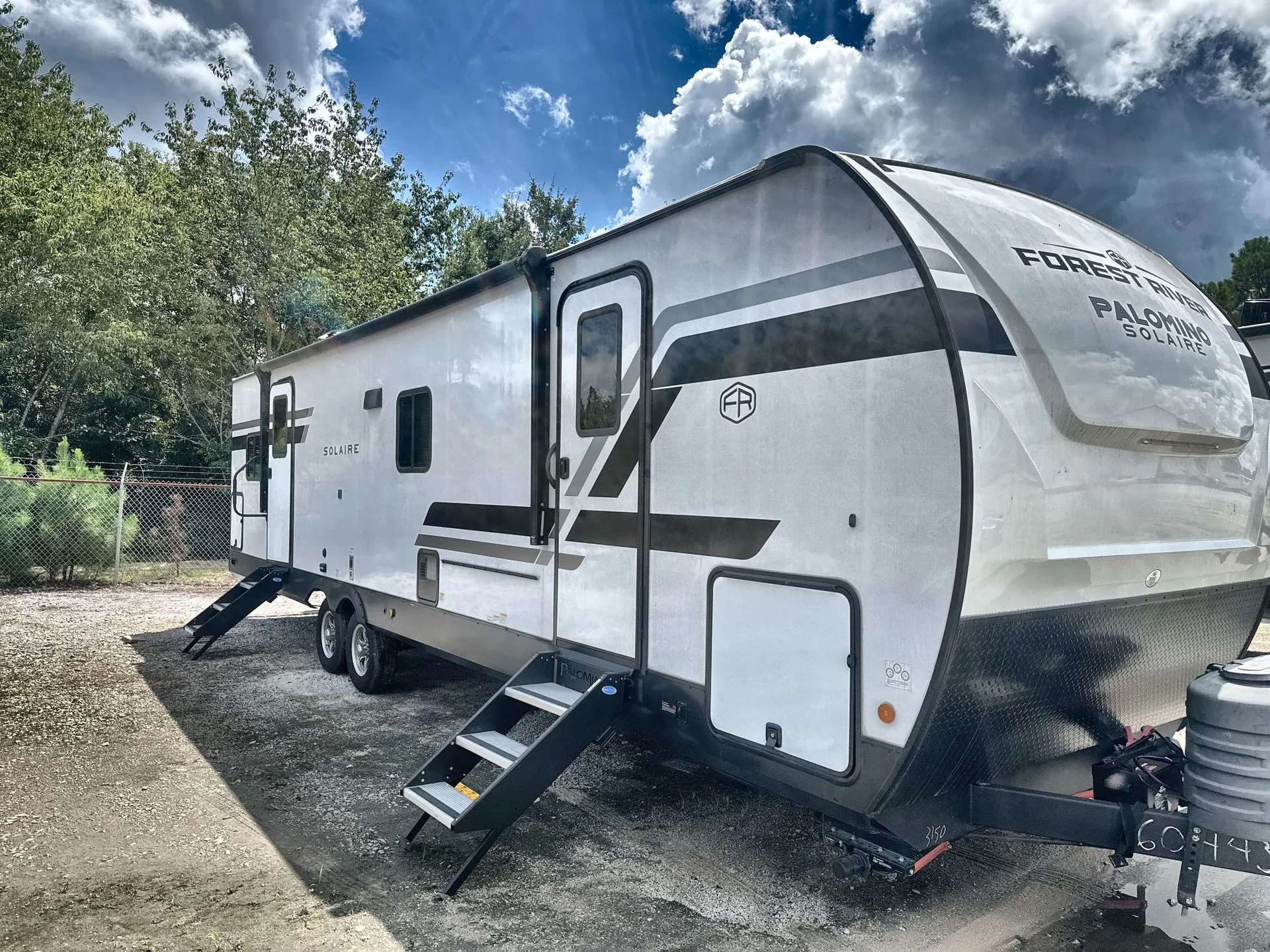 2025 Palomino Solaire 3150TBSS - Photo 2