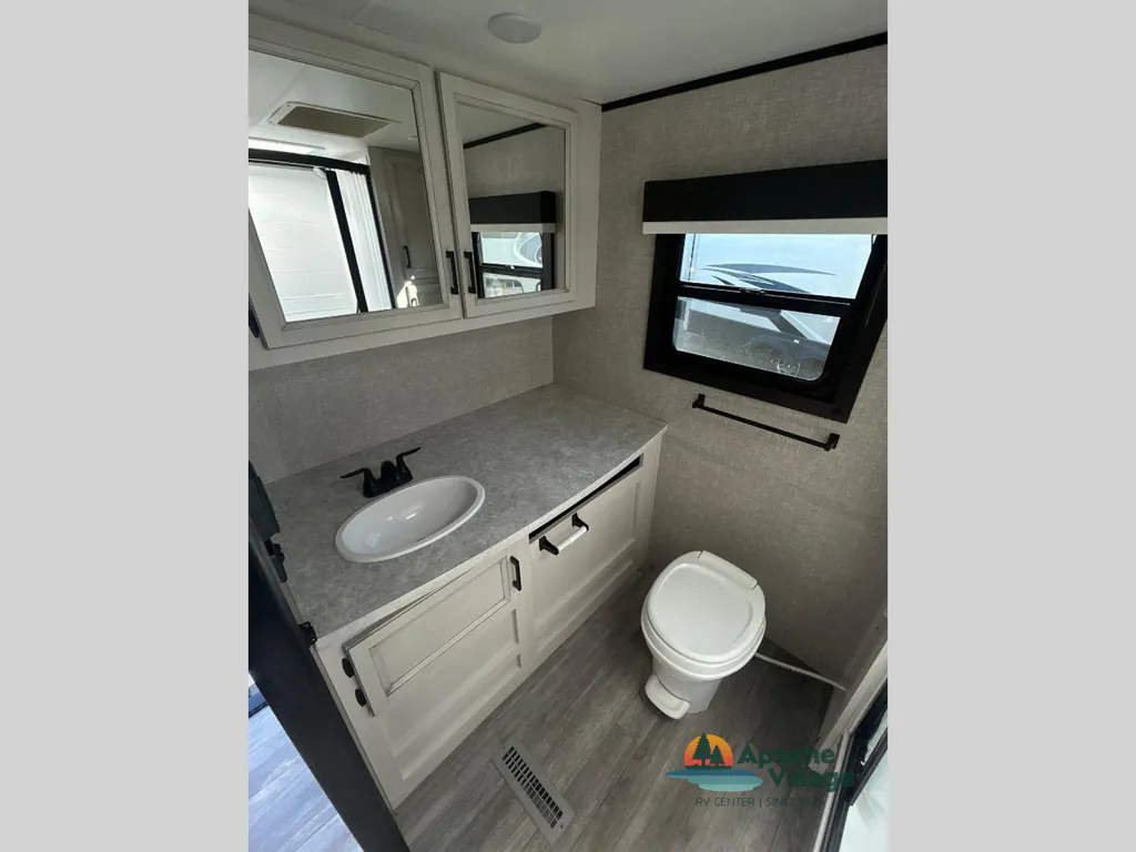 2022 Jayco Jay Feather 25RB, Photos photo 7