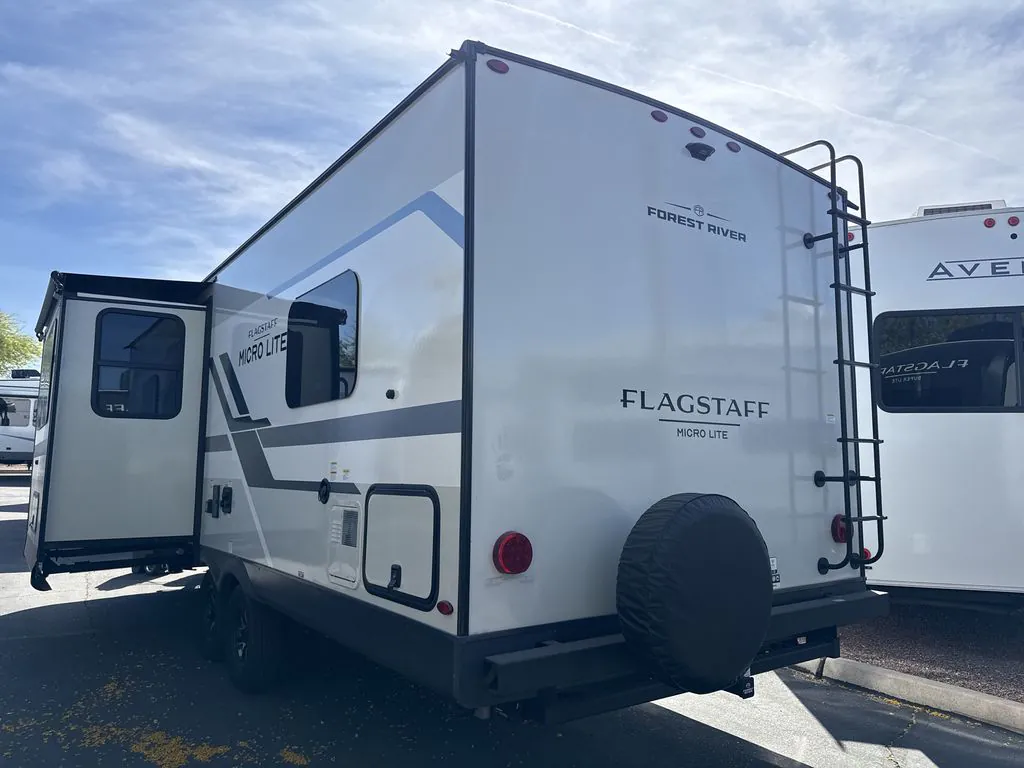 2026 Forest River Flagstaff Micro Lite 25FKB, Photos photo 4