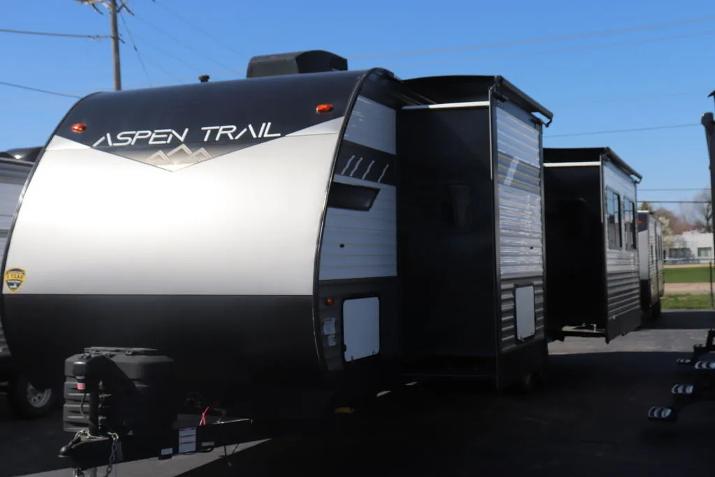 2024 Dutchmen Aspen Trail 3300RKS - Photo 3