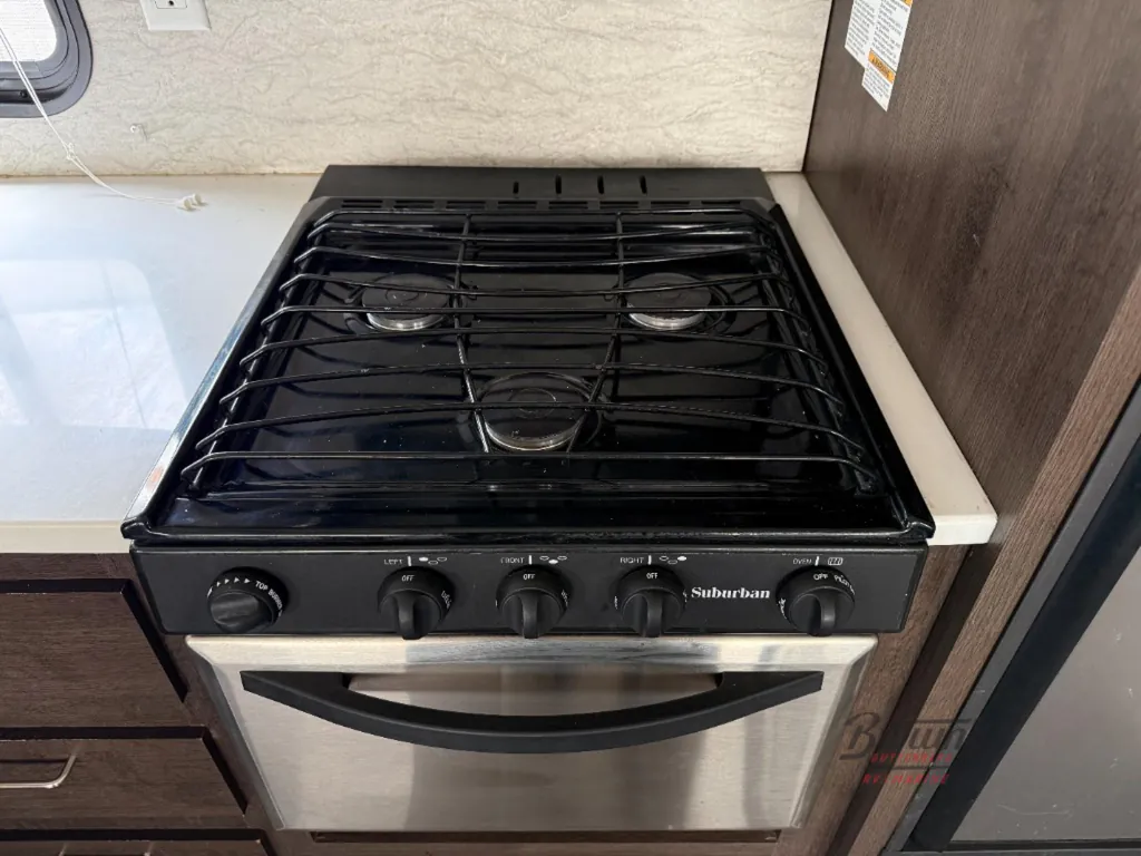 2019 Forest River Wildwood 31KQBTS, Photos photo 16