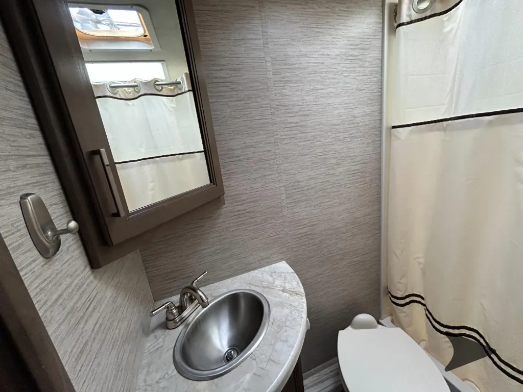 2021 Thor Motor Coach Freedom Elite 22FE, Photos photo 25