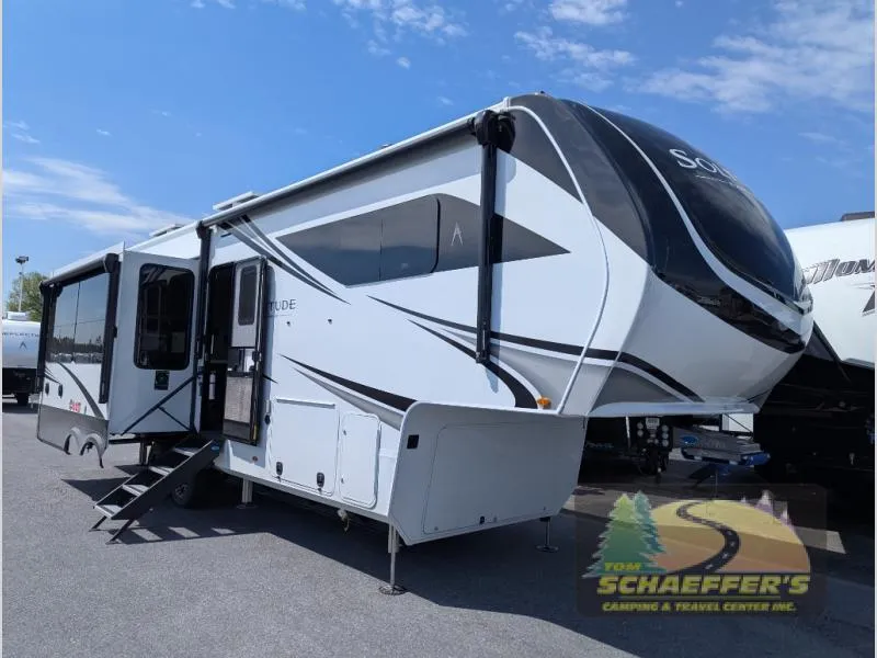 2026 Grand Design Solitude 310GK - Photo 4