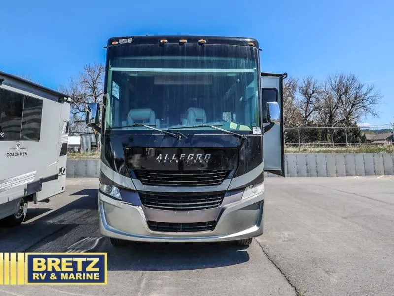 2017 Tiffin Allegro 31 SA - Photo 2