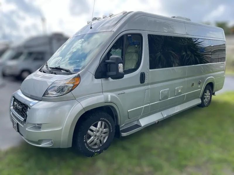 2020 Midwest Automotive Designs Legend FSL - Photo 3