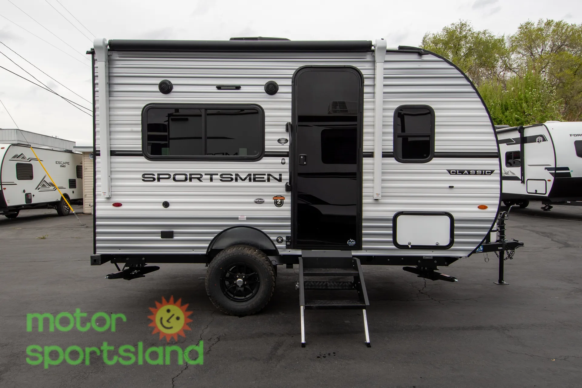 2026 KZ RV Sportsmen Classic 130RD - Photo 2