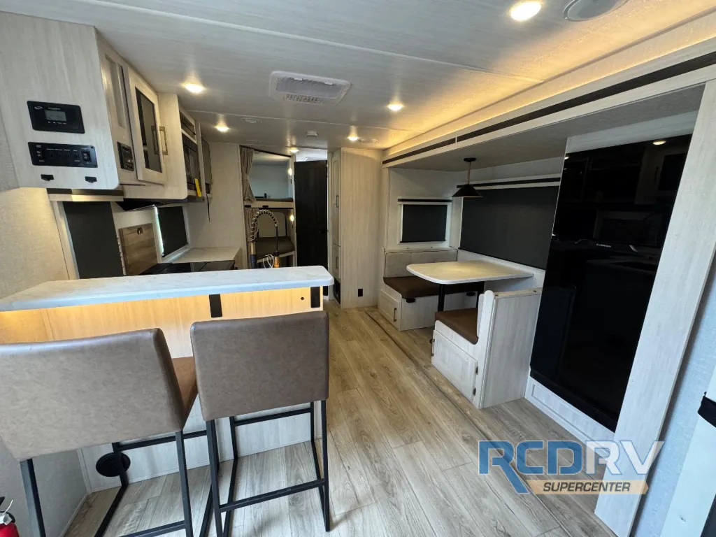 2025 Forest River Surveyor Legend 260BHLE, Photos photo 2