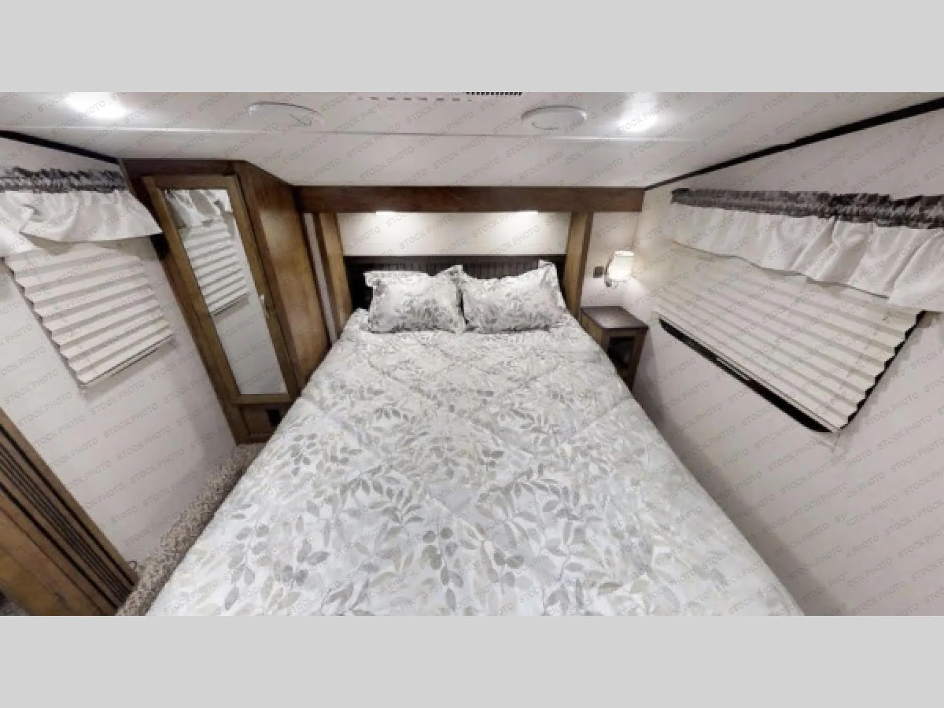 2019 Coachmen Chaparral Lite 30RLS - Photo 3